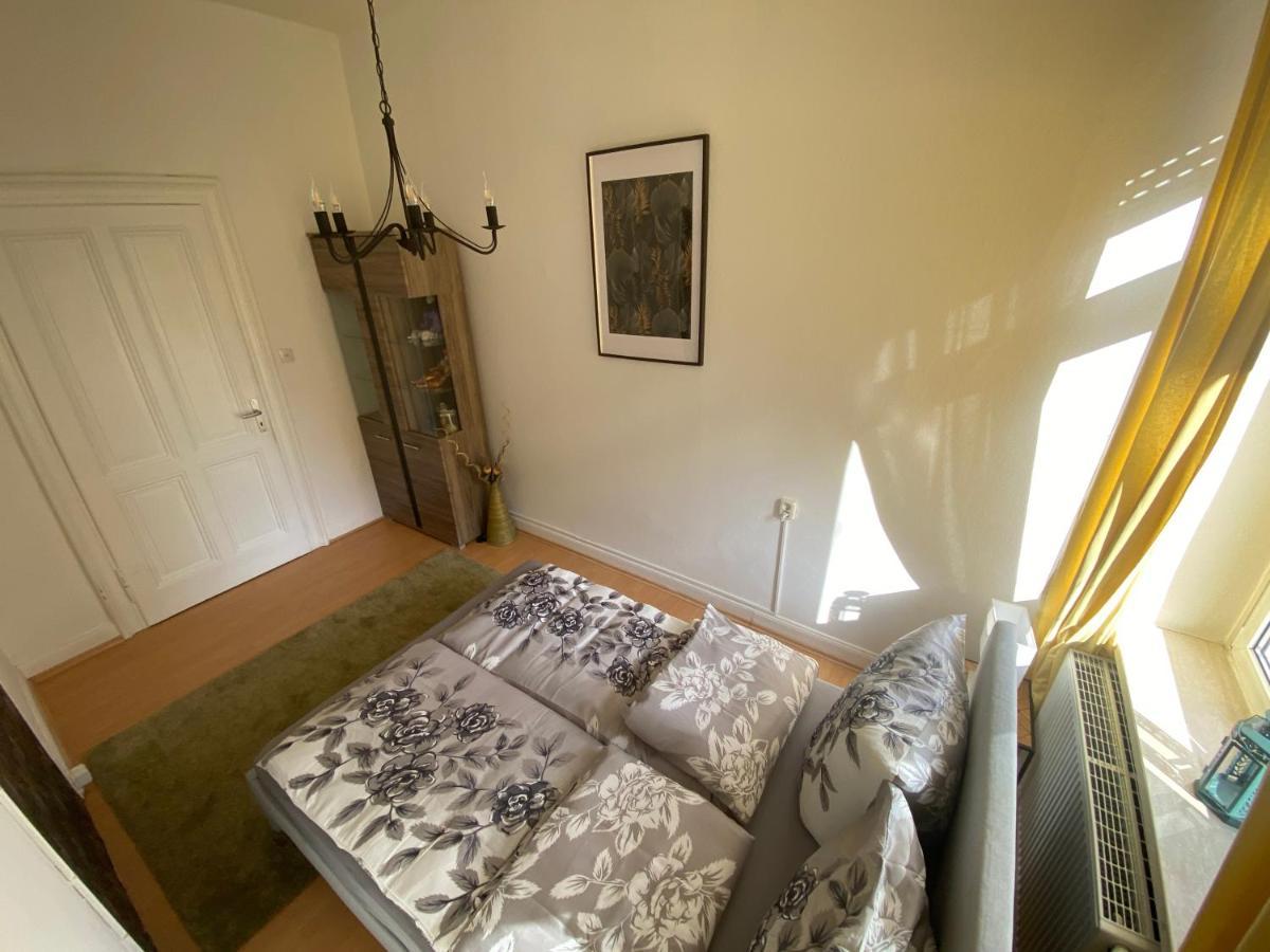 Apartment Ruhige Gemütliche Altbau In Zentraler Lage