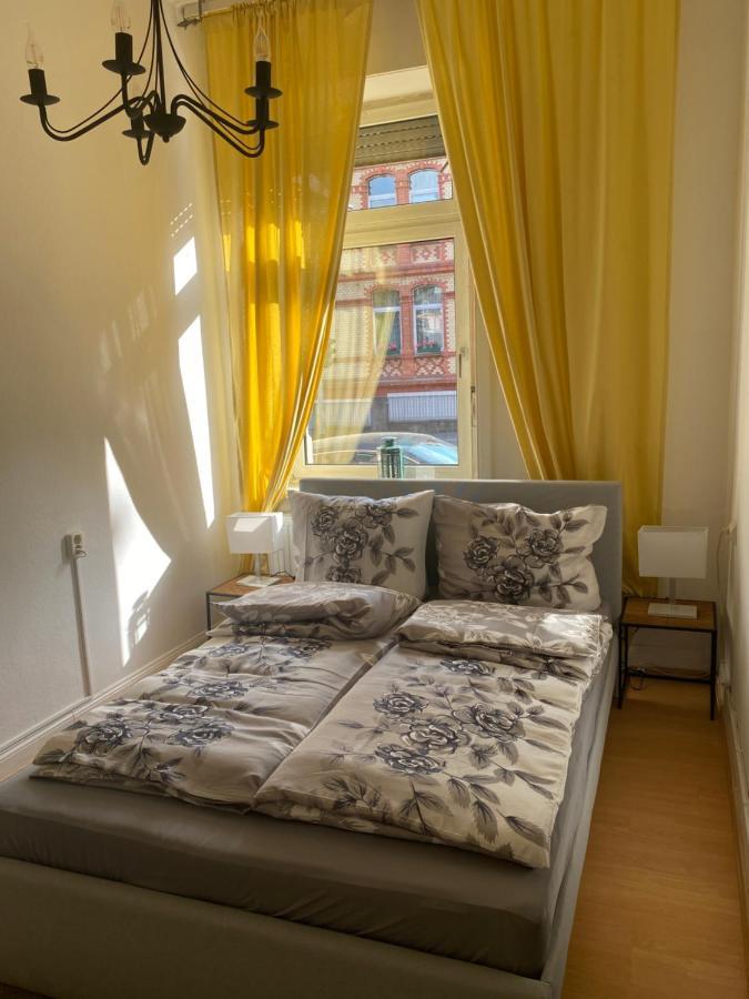 Ruhige Gemütliche Altbau In Zentraler Lage *