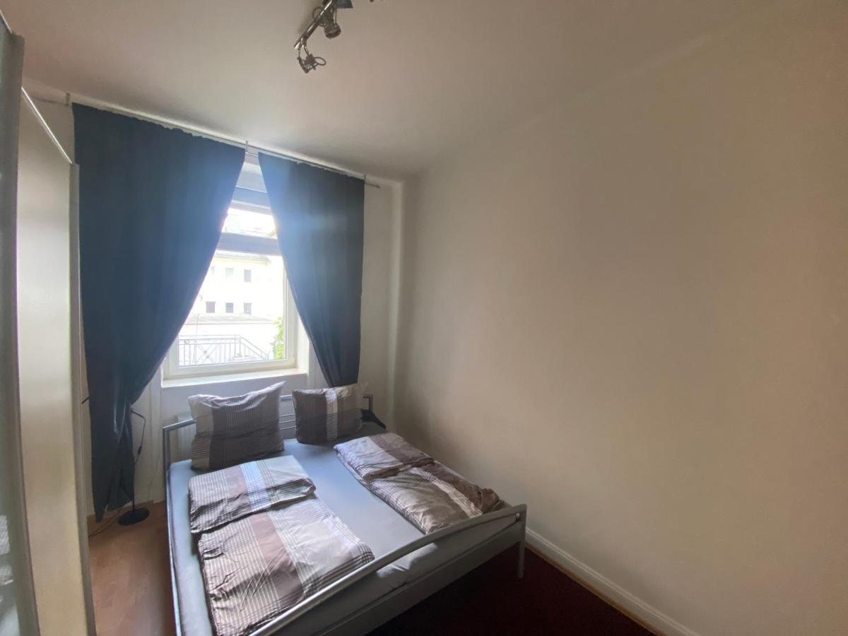 Apartment Ruhige Gemütliche Altbau In Zentraler Lage *