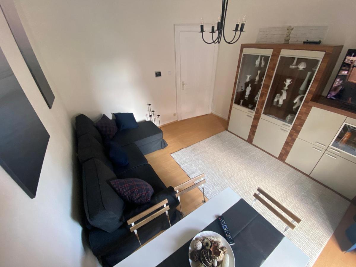 Apartment Ruhige Gemütliche Altbau In Zentraler Lage Wiesbaden